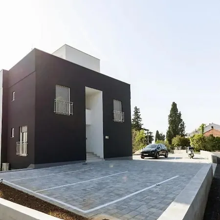 Luma Diklo Lucija Appartement *